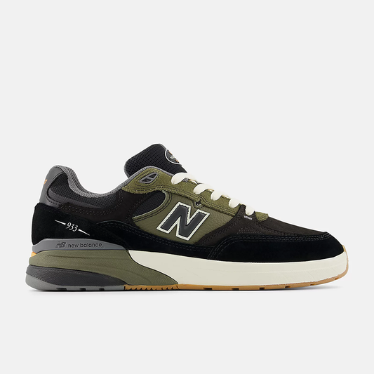 NB Numeric Reynolds 933 Black Green