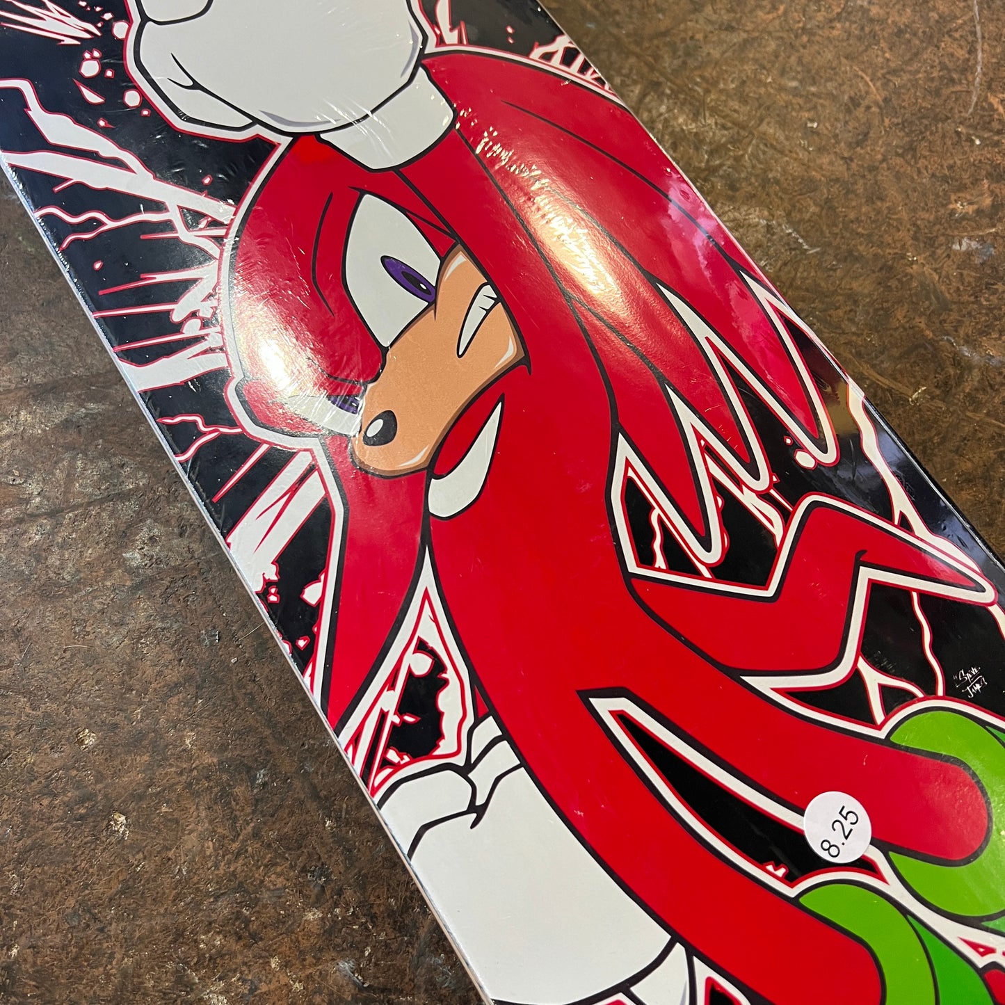 Knuckles Finesse Deck 8.25